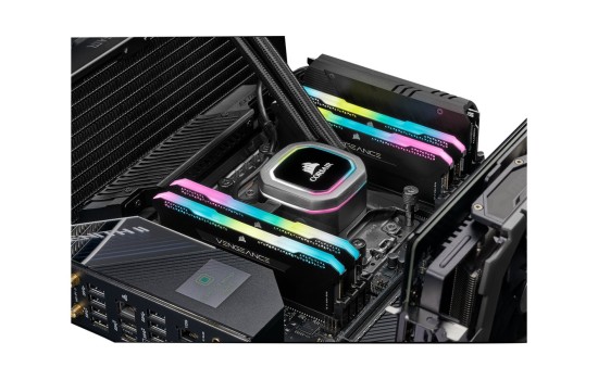 Corsair Vengeance RGB PRO SL - DDR4 - Kit - 32 GB: 2 x 16 GB - (0840006632092)